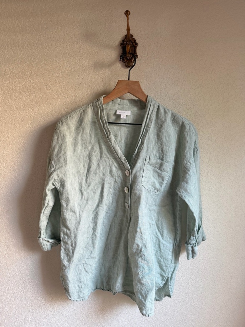 J. Jill Linen Light Green Button-Front Top